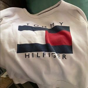 Tommy sweater